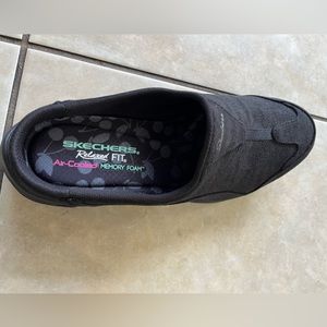 Skeckers Women Commute Time Clog